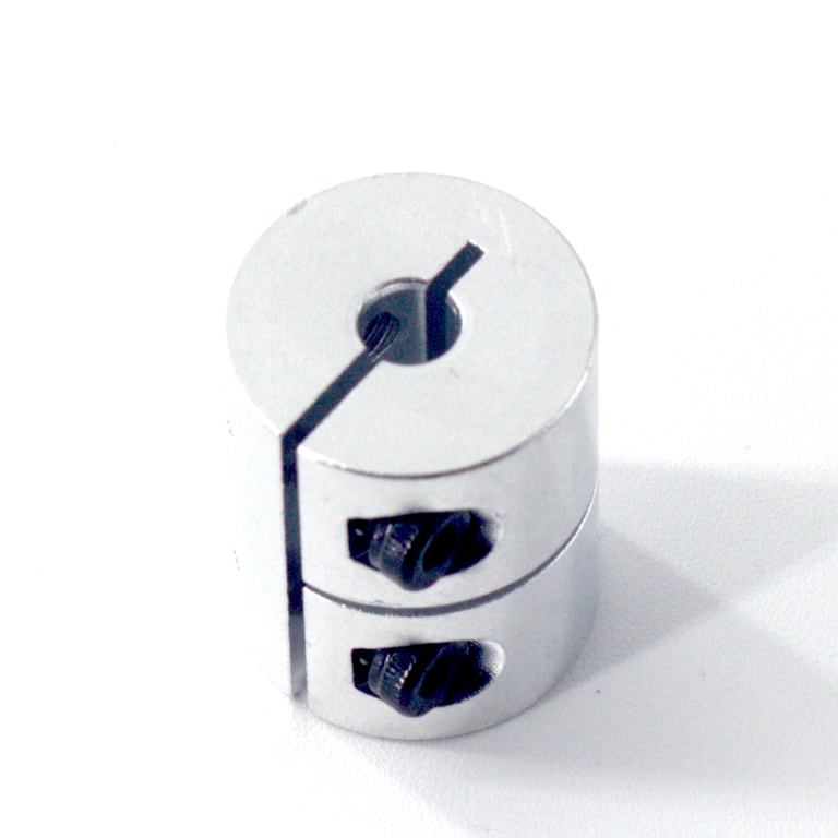 Kiinteä akselinyhdistäjä 5x8mm