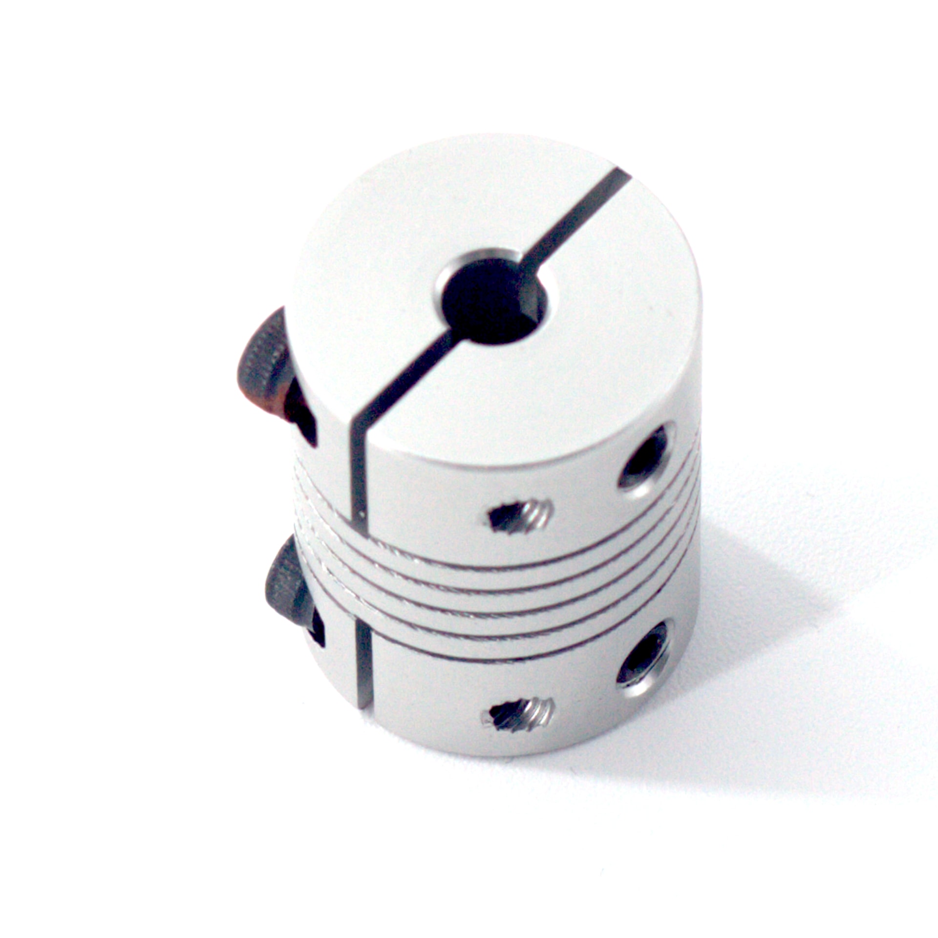 Joustava akselinyhdistäjä 5x8mm