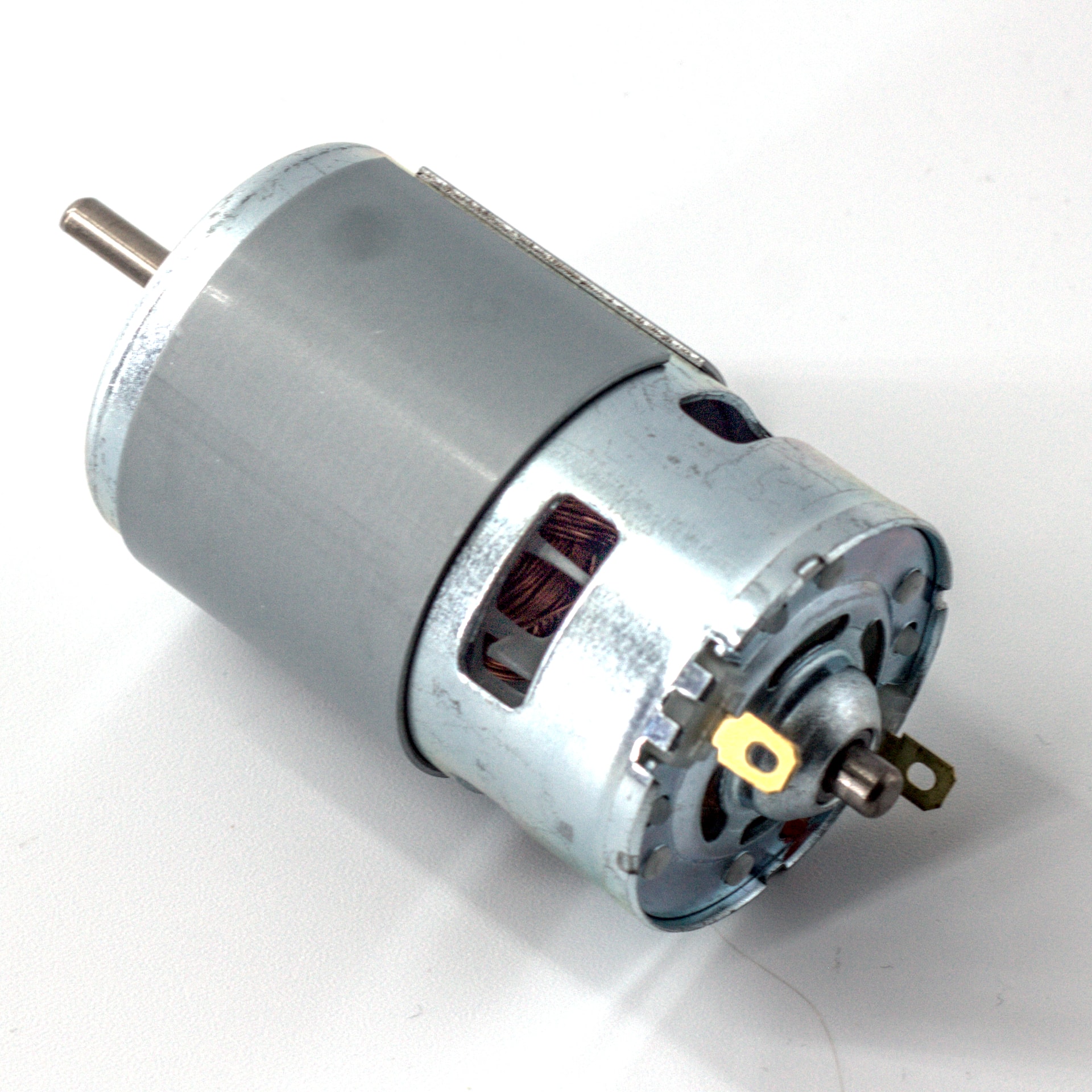 775 DC Moottori 12–24V - kuva 2